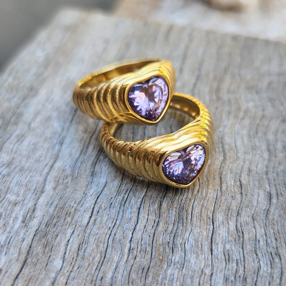 AMETHYST HEART - WATERPROOF 18K GOLD RING