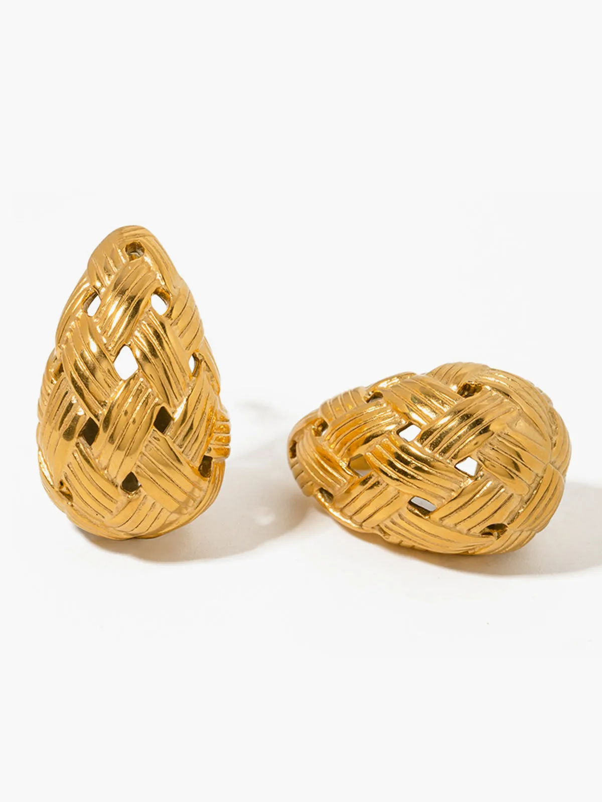 Crisscross Charming Honeycomb Earrings