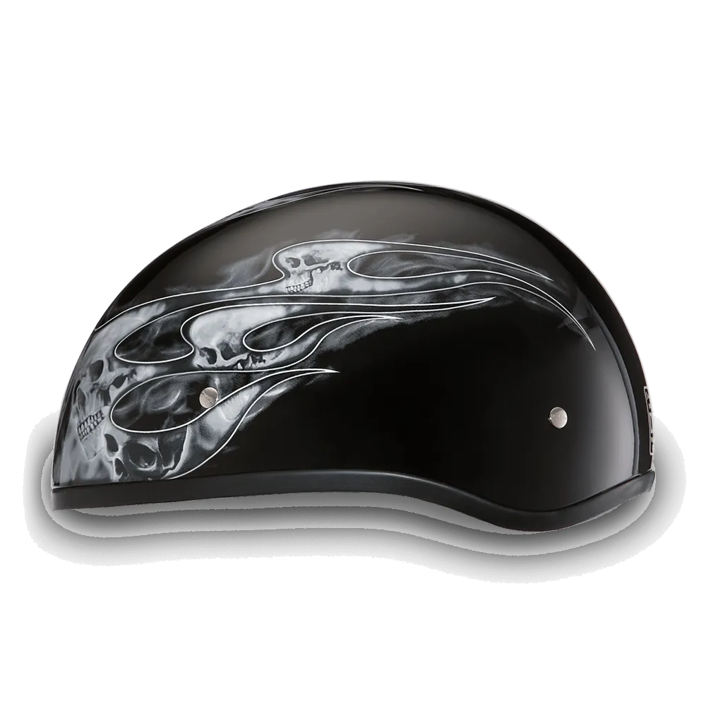 D6-SFS D.O.T. Daytona Skull Cap with Skull Flames