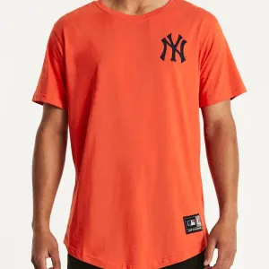 Majestic - NY Yankees Kurent Scoop Hem Tee