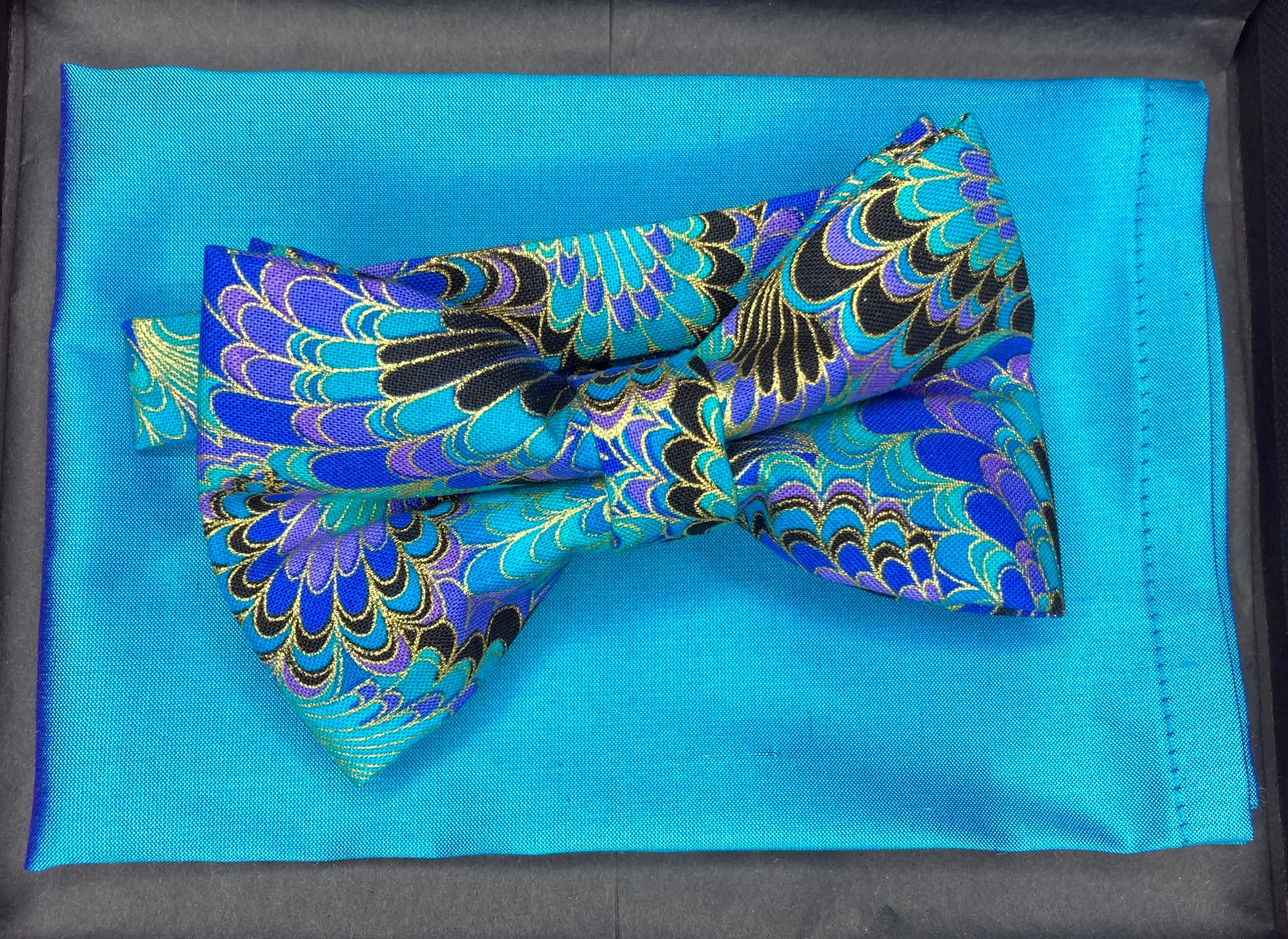 Majestic Peacock Bow Tie