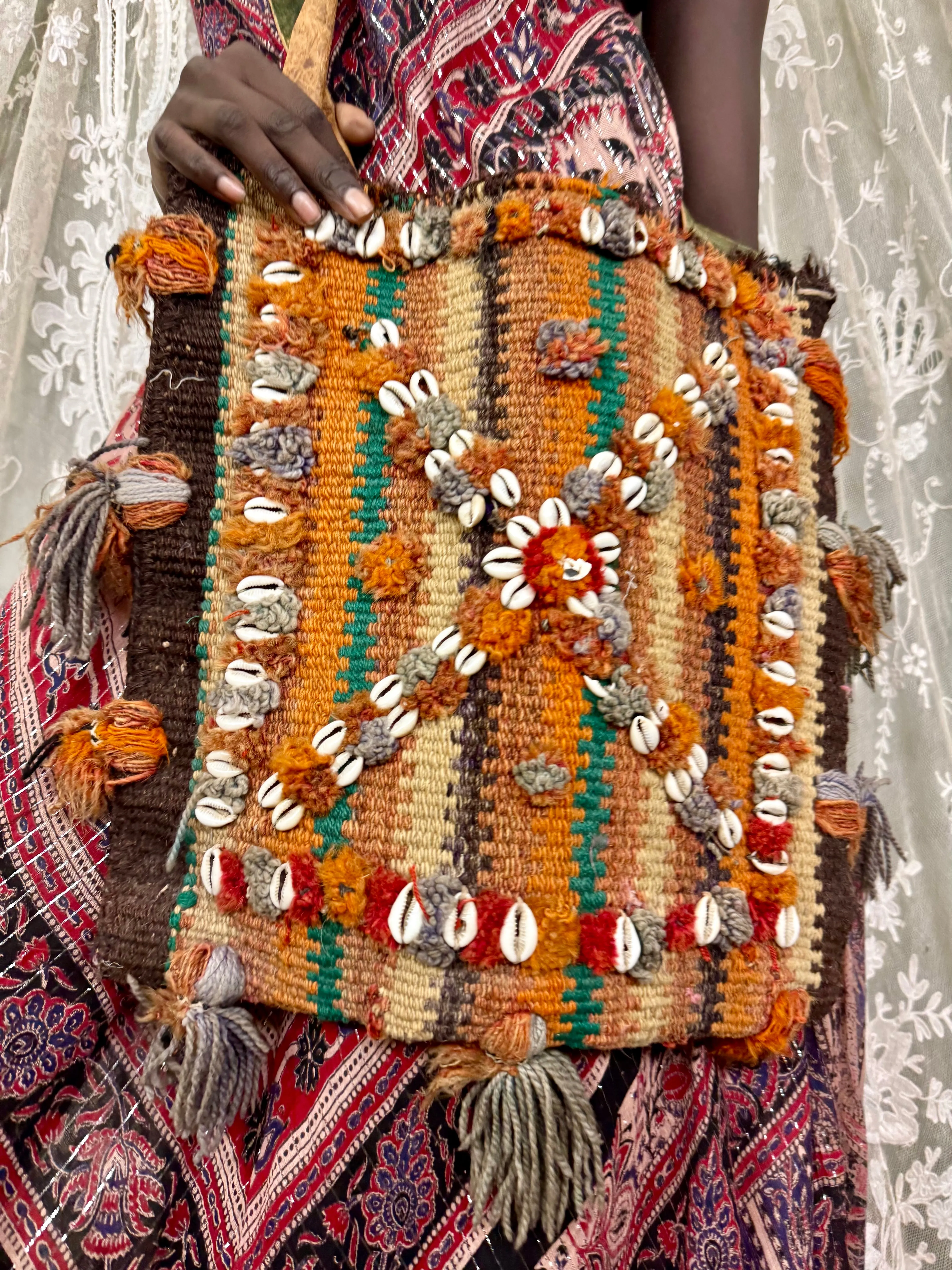 Moussa, Afghan shell beaded woven bag with beaded handle