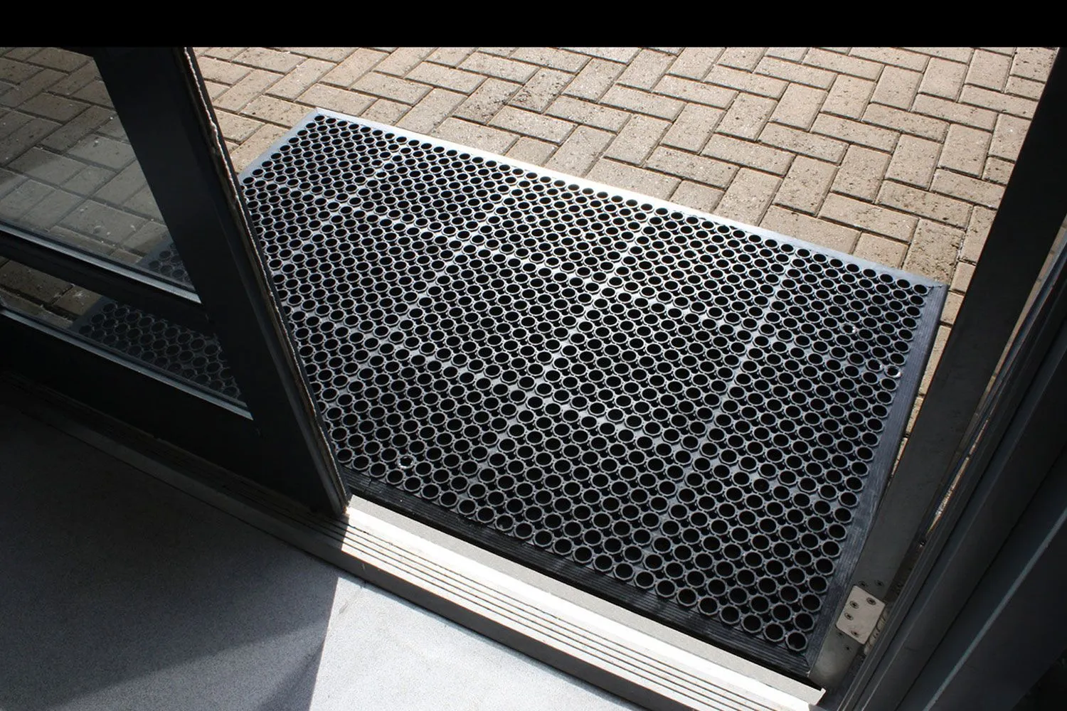 Sentry Rubber External Entrance Mat