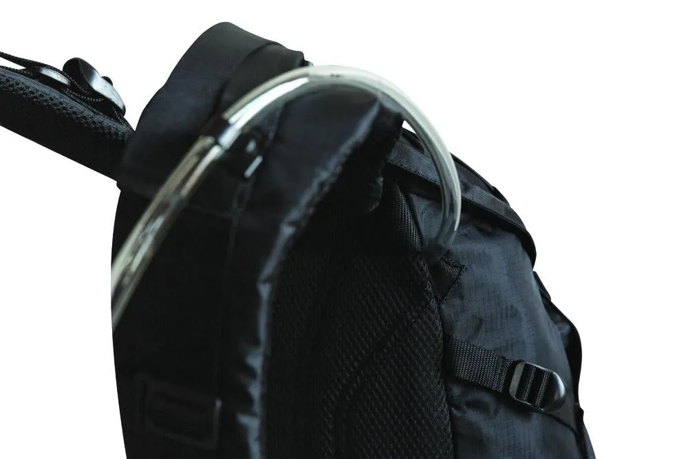 Skyline 28.9L Internal Frame Backpack