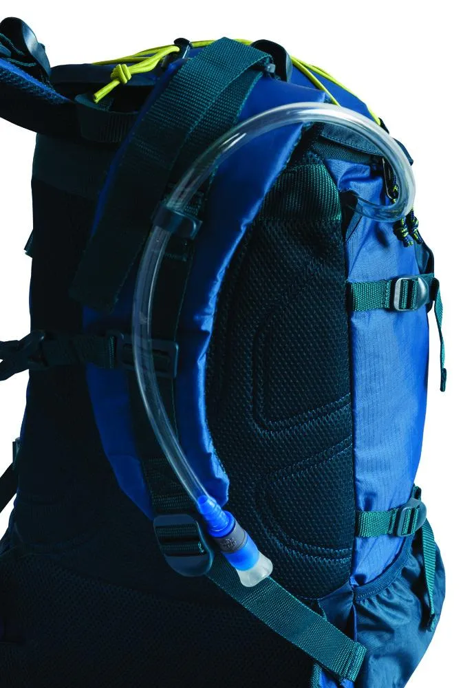 Skyline 28.9L Internal Frame Backpack